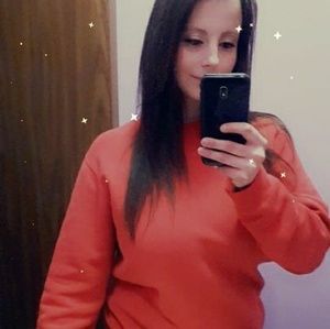 Meet your Posher, Liz